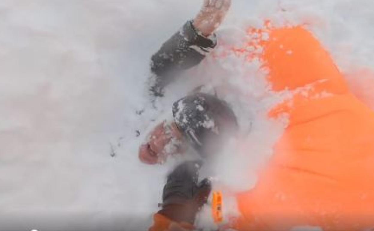 Angustioso Rescate De Dos 'freeriders' Sepultadas Bajo La Nieve En ...